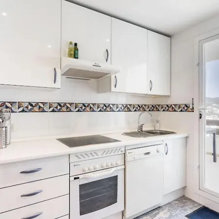 2br With Pool And Sea View Appartement