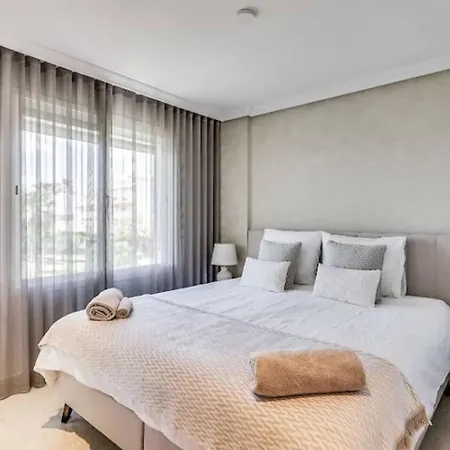 Appartement 2br With Pool And Sea View *