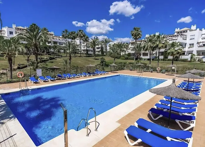 2br With Pool And Sea View דירה *