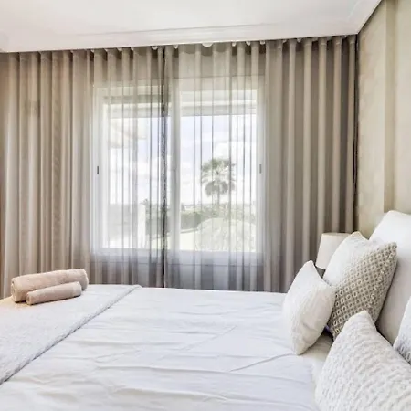 2br With Pool And Sea View *