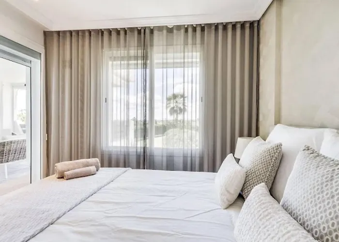 2br With Pool And Sea View *